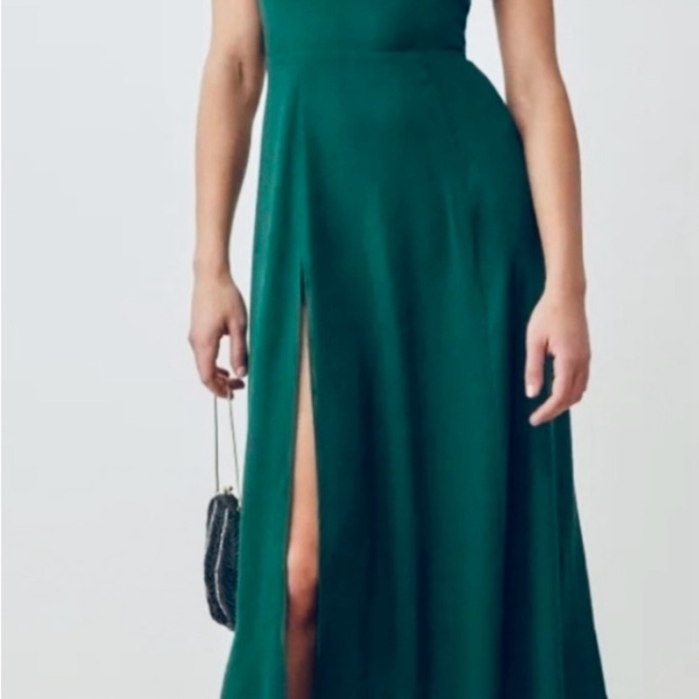 Reformation Elegant Green cap sleeve  dress